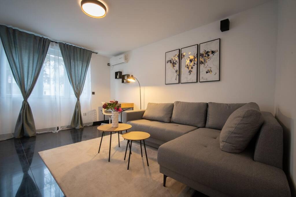 Apartment Hesa- 4 Star Apartment Rijeka Extérieur photo